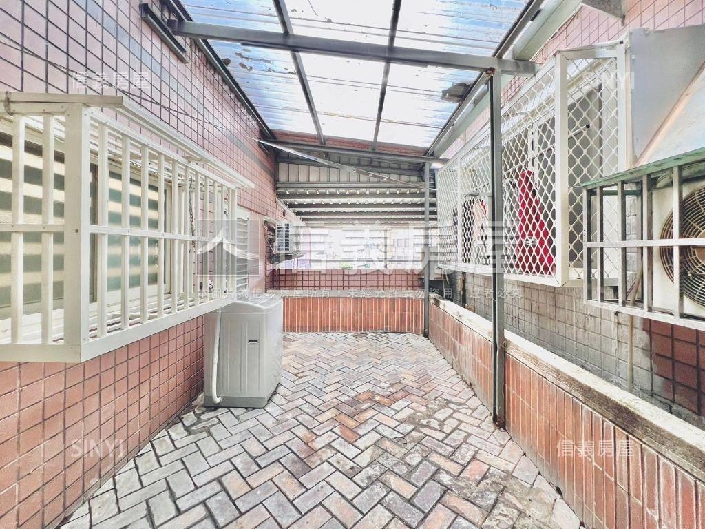 近國圖館電梯穩定收租九套房屋室內格局與周邊環境