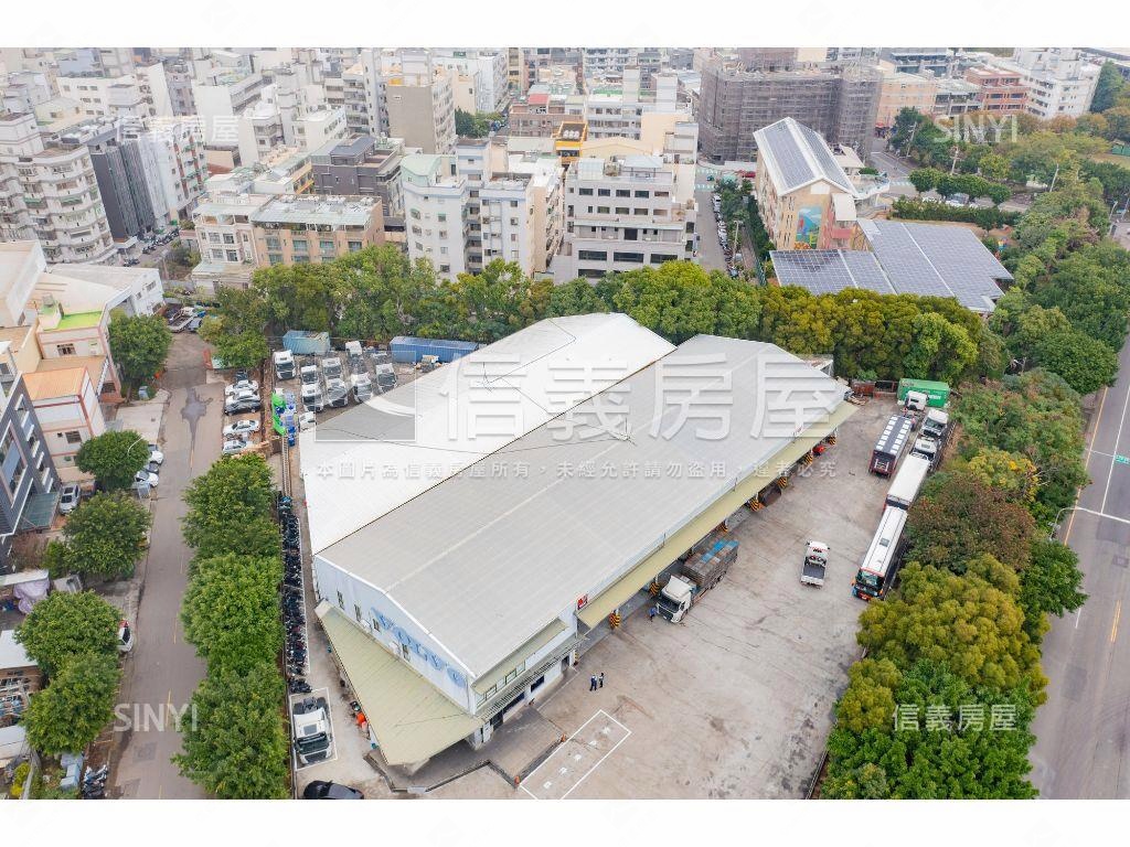 台中工業區四十路角地廠辦房屋室內格局與周邊環境