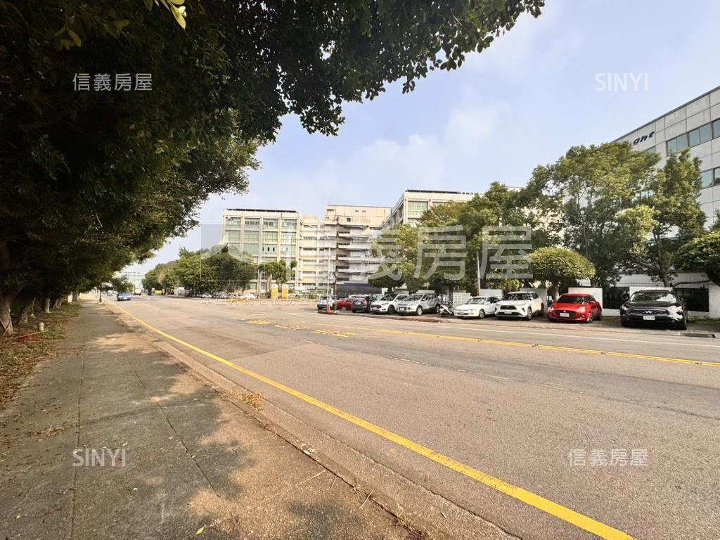 台中工業區四十路角地廠辦房屋室內格局與周邊環境
