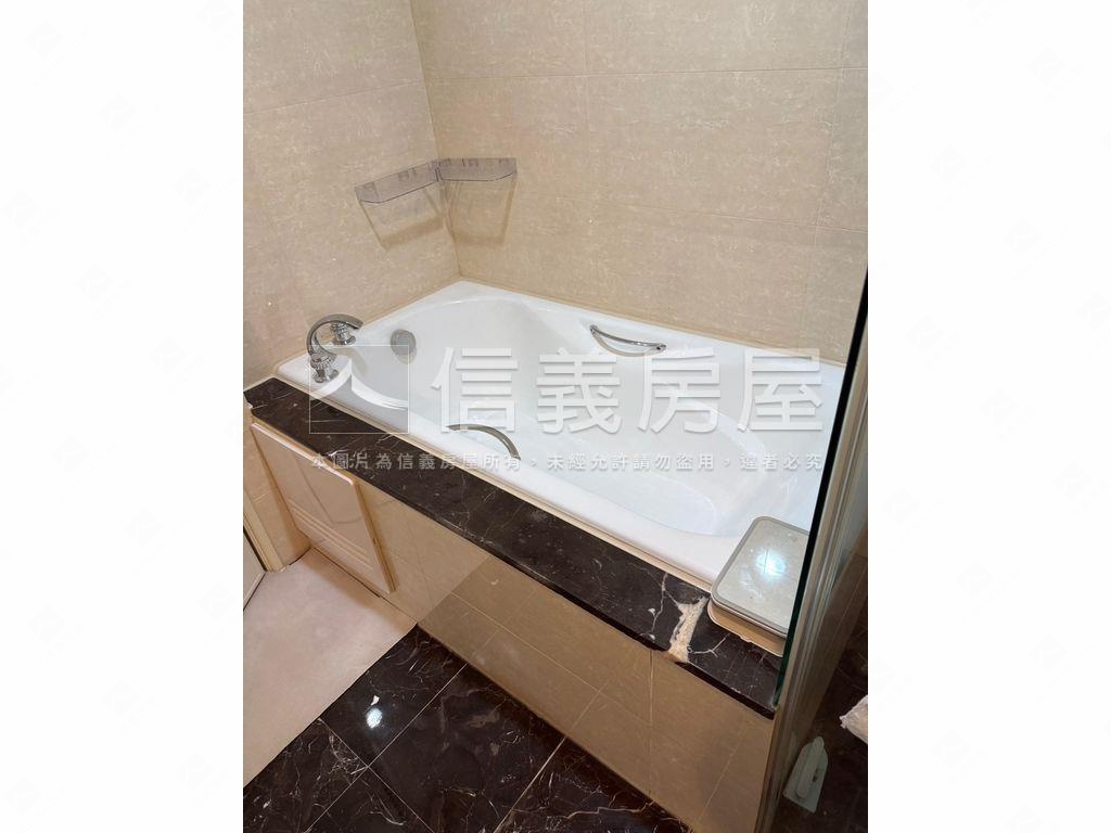 摩根精美小豪邸房屋室內格局與周邊環境