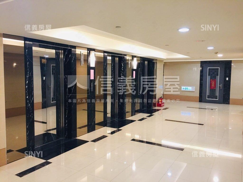 摩根精美小豪邸房屋室內格局與周邊環境