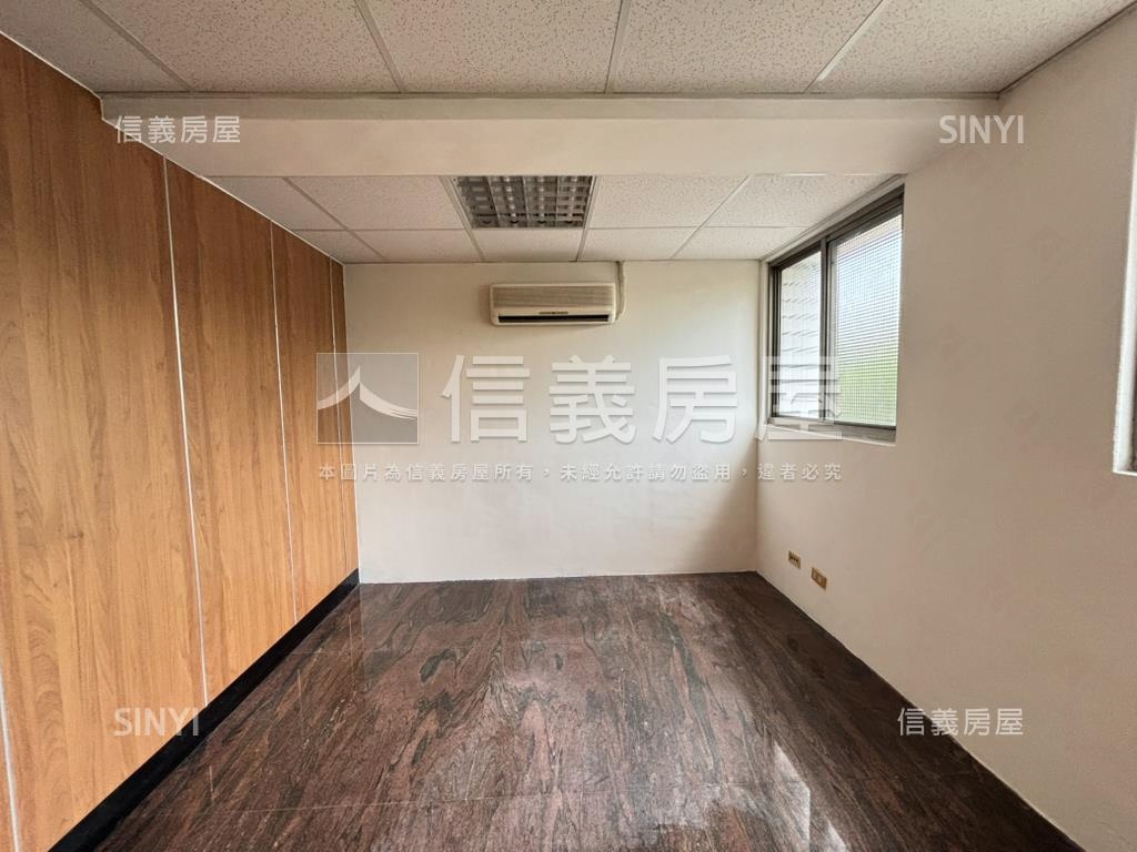 捷運旁一層一戶華廈房屋室內格局與周邊環境