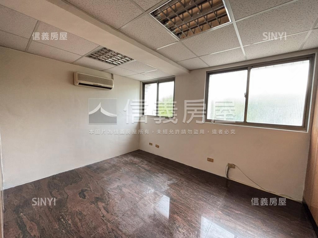 捷運旁一層一戶華廈房屋室內格局與周邊環境