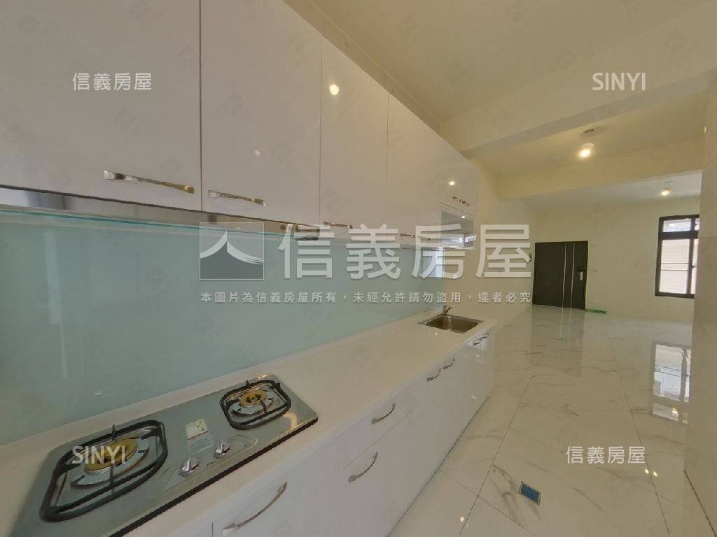 邊間重整理過孝親別墅房屋室內格局與周邊環境