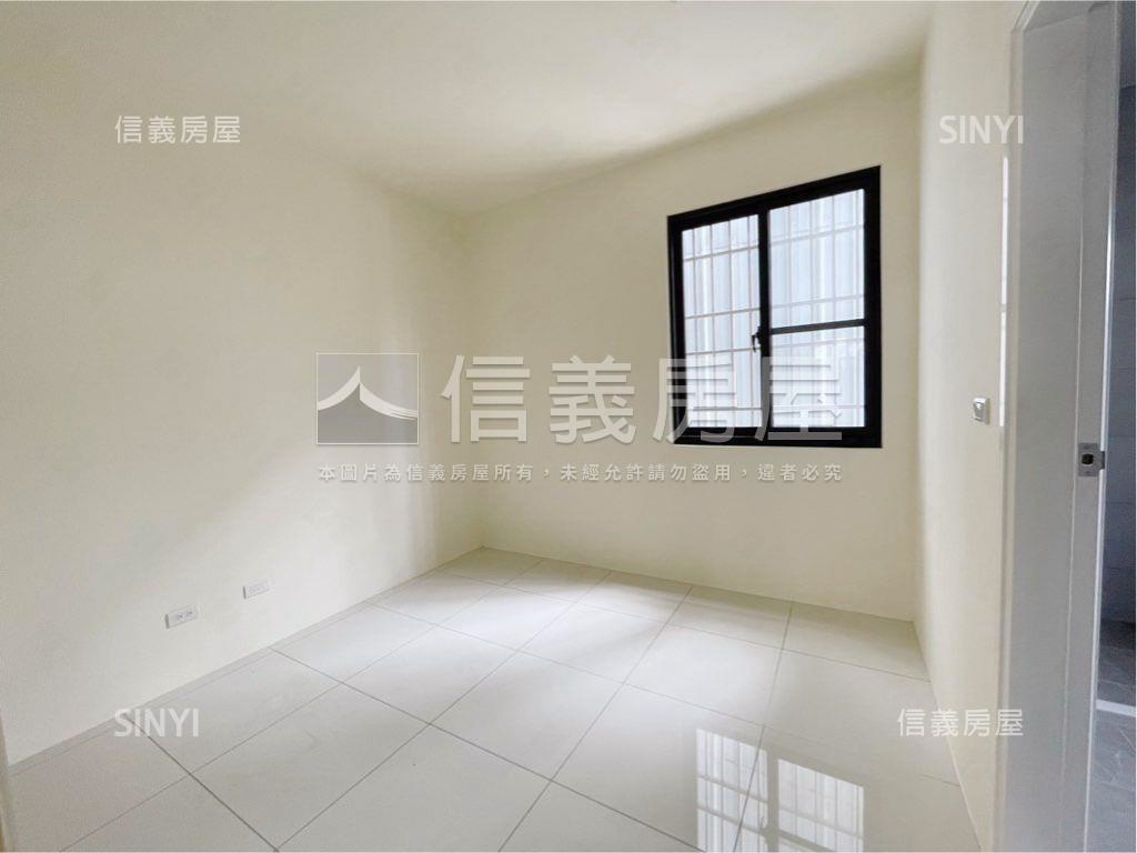 邊間重整理過孝親別墅房屋室內格局與周邊環境