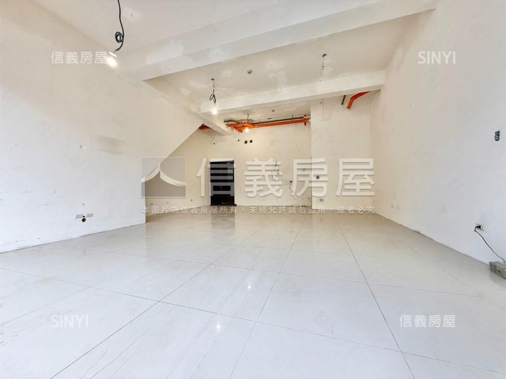 雲鼎店面＆二樓辦公室房屋室內格局與周邊環境