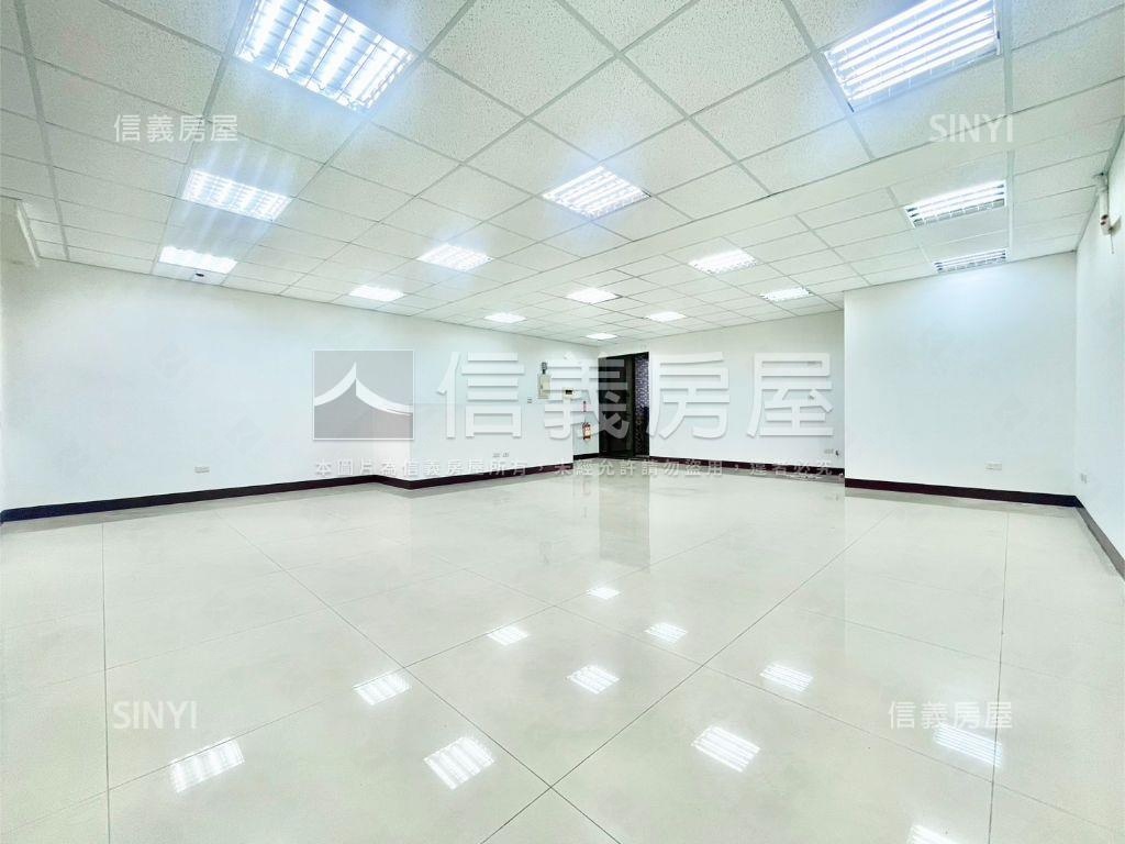 雲鼎店面＆二樓辦公室房屋室內格局與周邊環境
