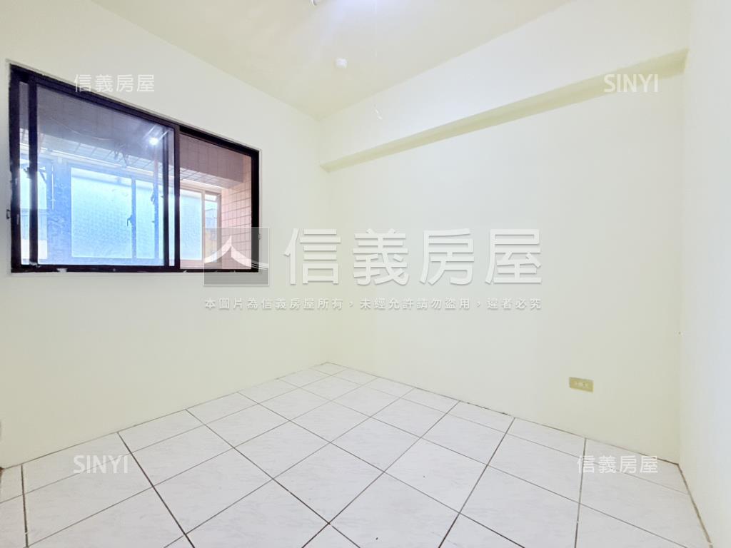 校園狀元地露台景觀有車位房屋室內格局與周邊環境