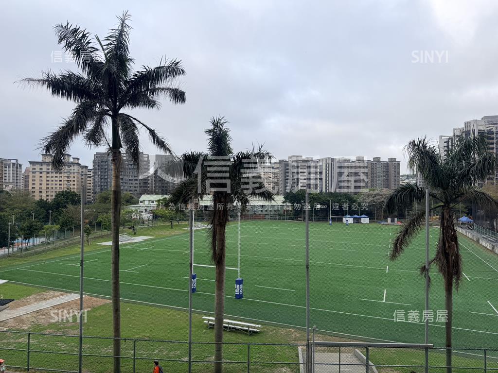 校園狀元地露台景觀有車位房屋室內格局與周邊環境