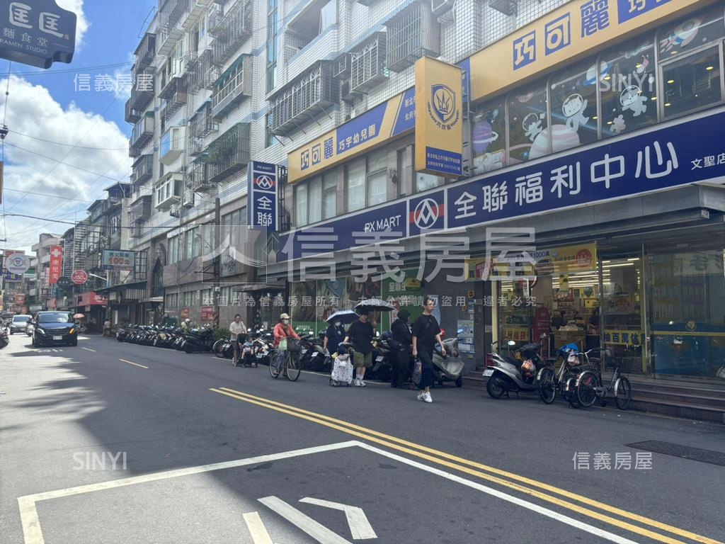 近江子翠捷運站方正的公寓房屋室內格局與周邊環境