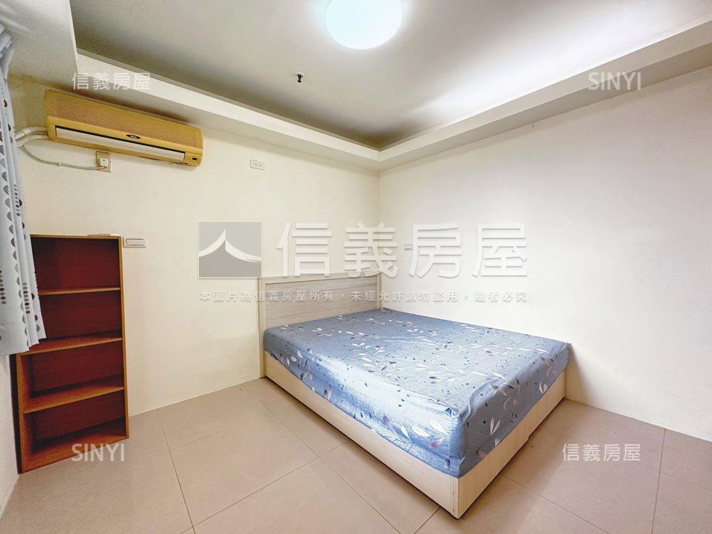 ［五權車站］次頂樓三房房屋室內格局與周邊環境