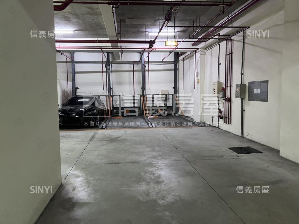 【雲崗】搭捷運取愛車車位房屋室內格局與周邊環境