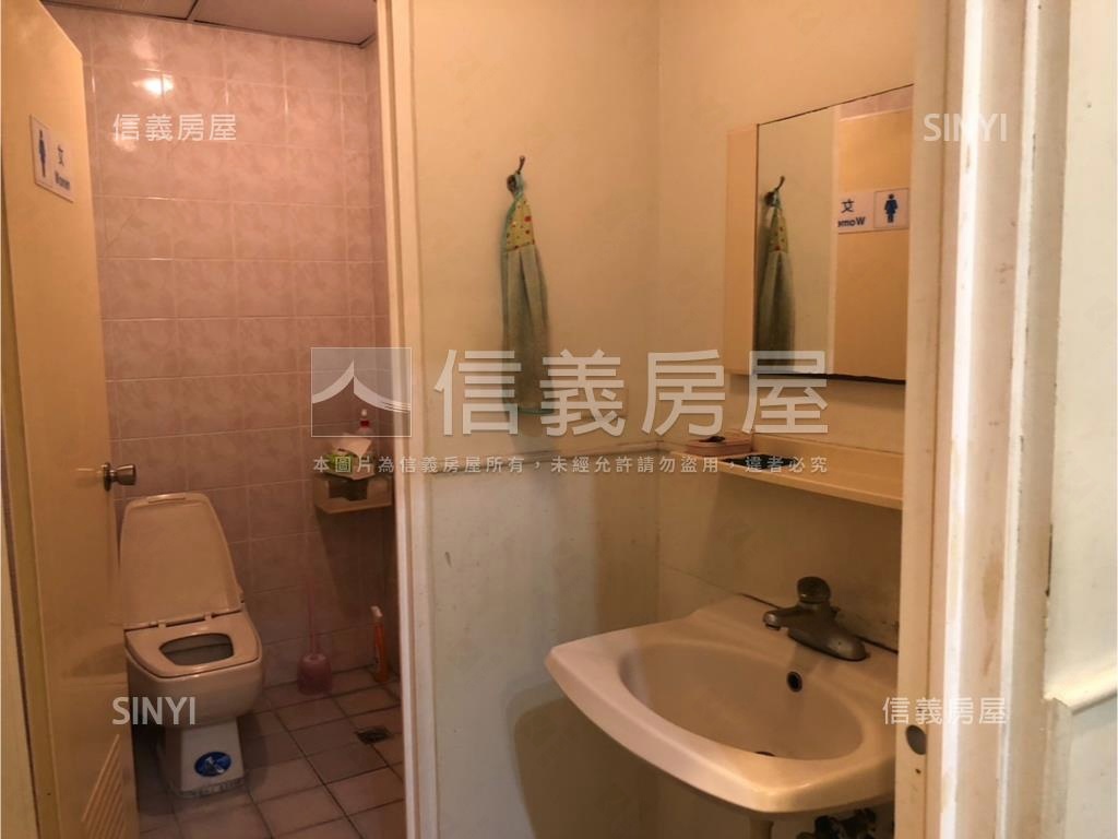 新接！！龍觀天下一樓商辦房屋室內格局與周邊環境
