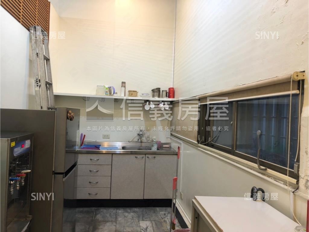 新接！！龍觀天下一樓商辦房屋室內格局與周邊環境