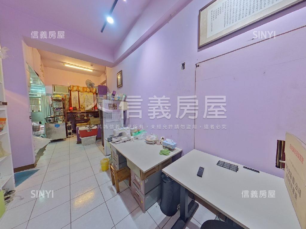 莊敬路稀有一樓經典店住房屋室內格局與周邊環境
