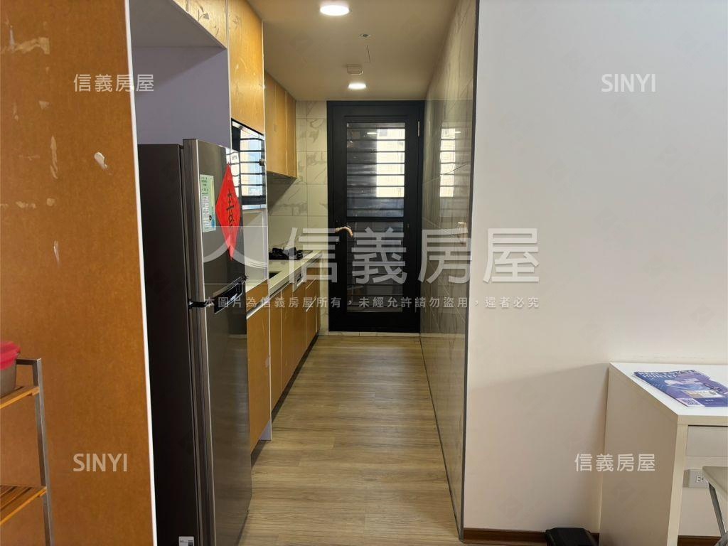 勝美欣頂樓視野平車房屋室內格局與周邊環境