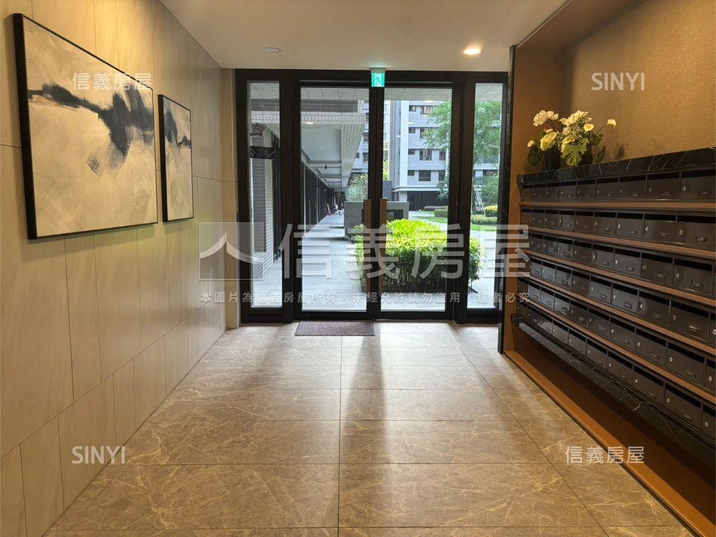 勝美欣頂樓視野平車房屋室內格局與周邊環境