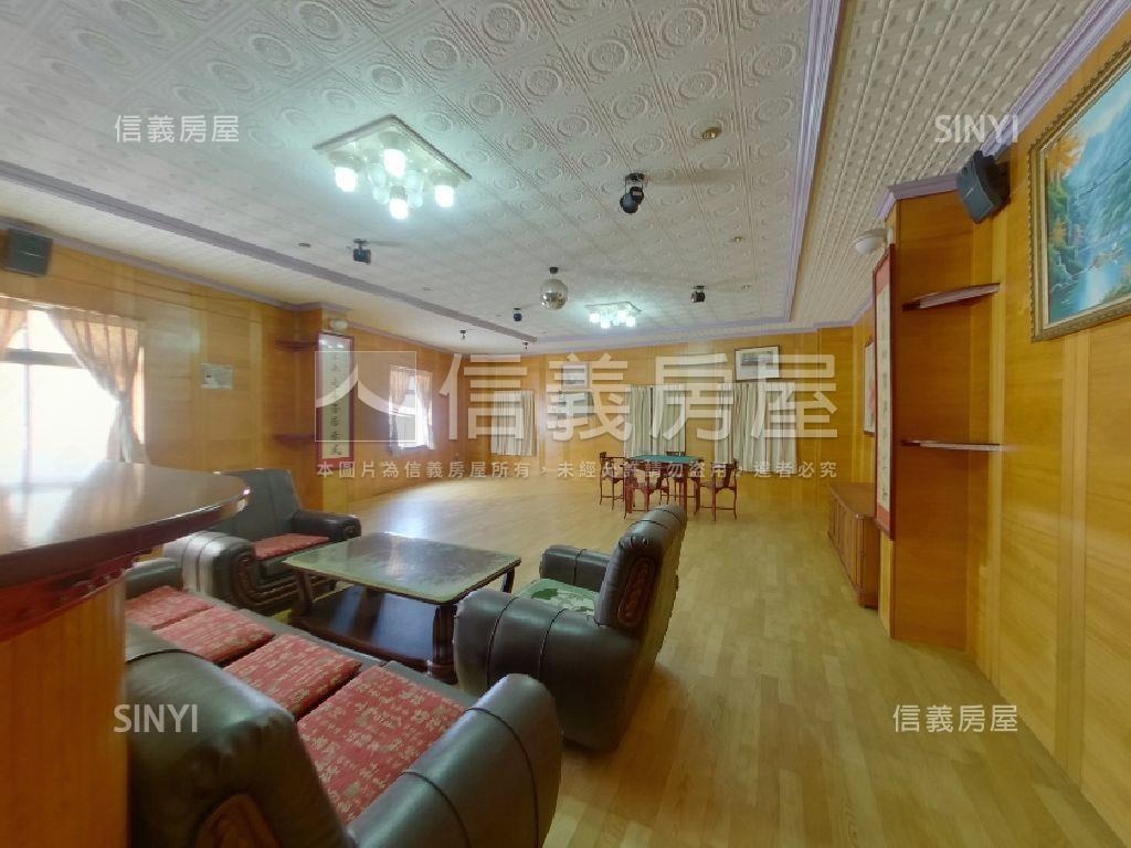 專任中正西大面寬透天店面房屋室內格局與周邊環境