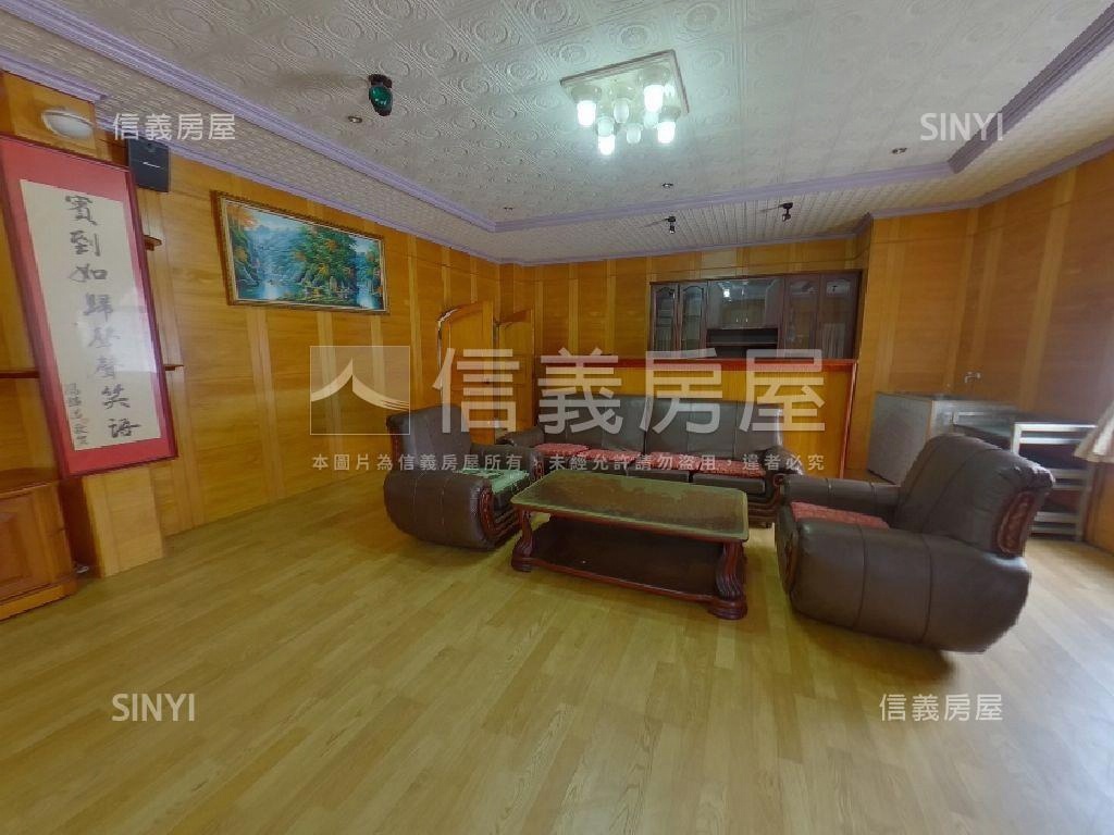 專任中正西大面寬透天店面房屋室內格局與周邊環境