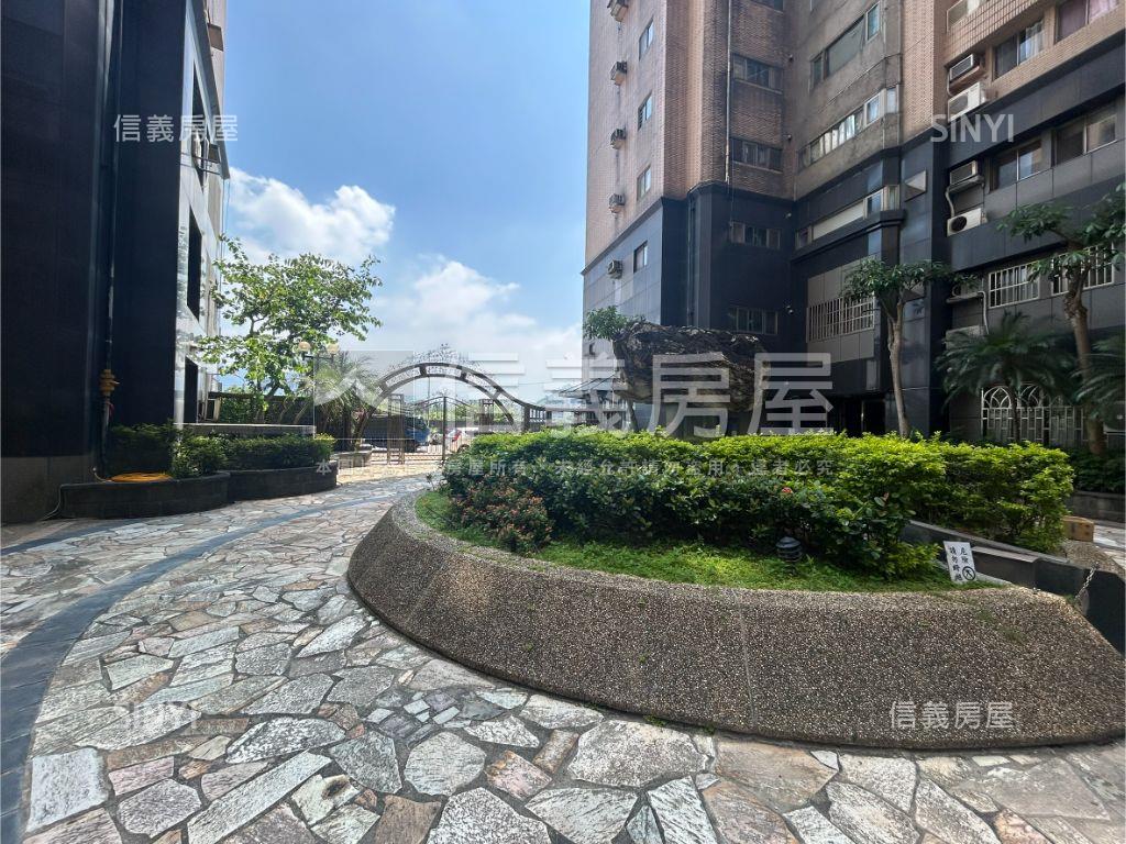 中央新村高樓河岸美景房屋室內格局與周邊環境