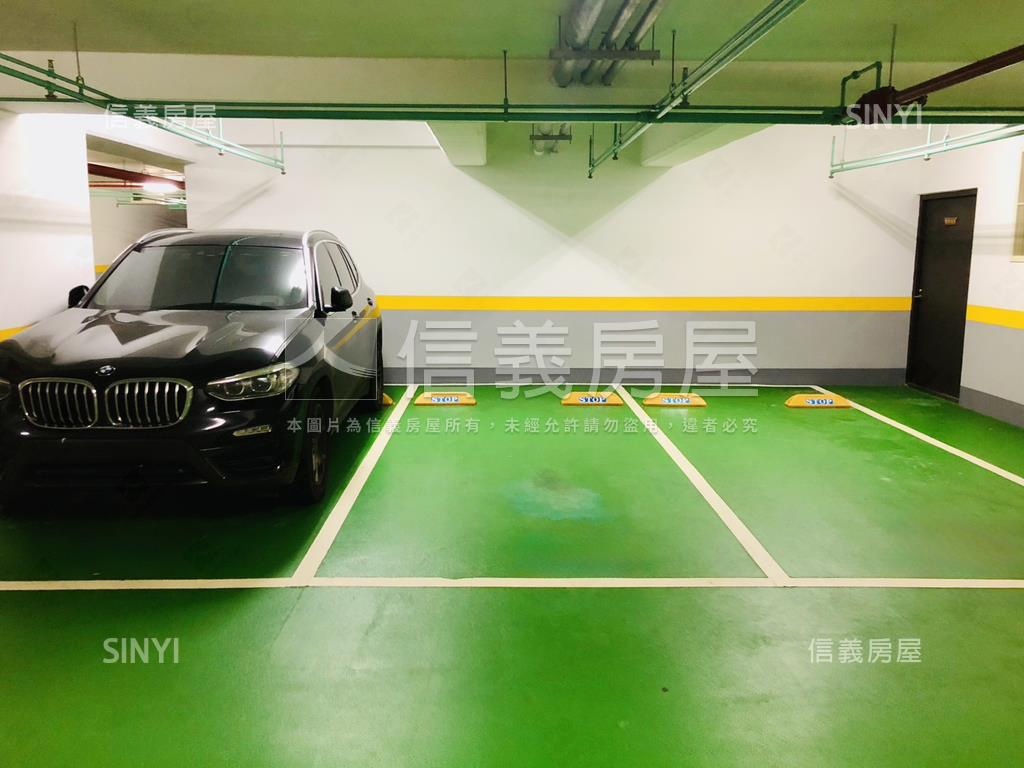 紐約三美屋平面車位房屋室內格局與周邊環境