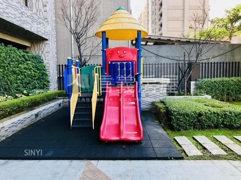 紐約三美屋平面車位房屋室內格局與周邊環境