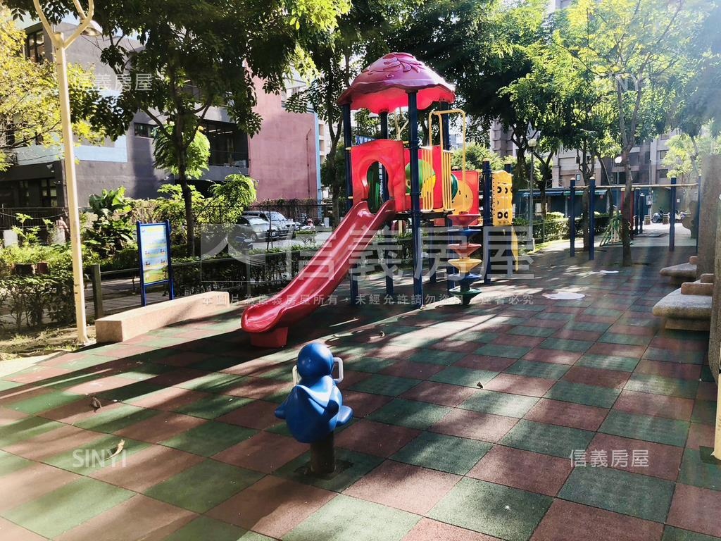 紐約三美屋平面車位房屋室內格局與周邊環境