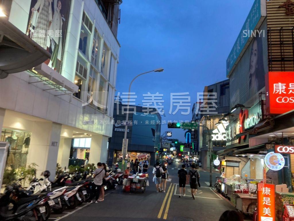 一中商圈高收益黃金店面房屋室內格局與周邊環境