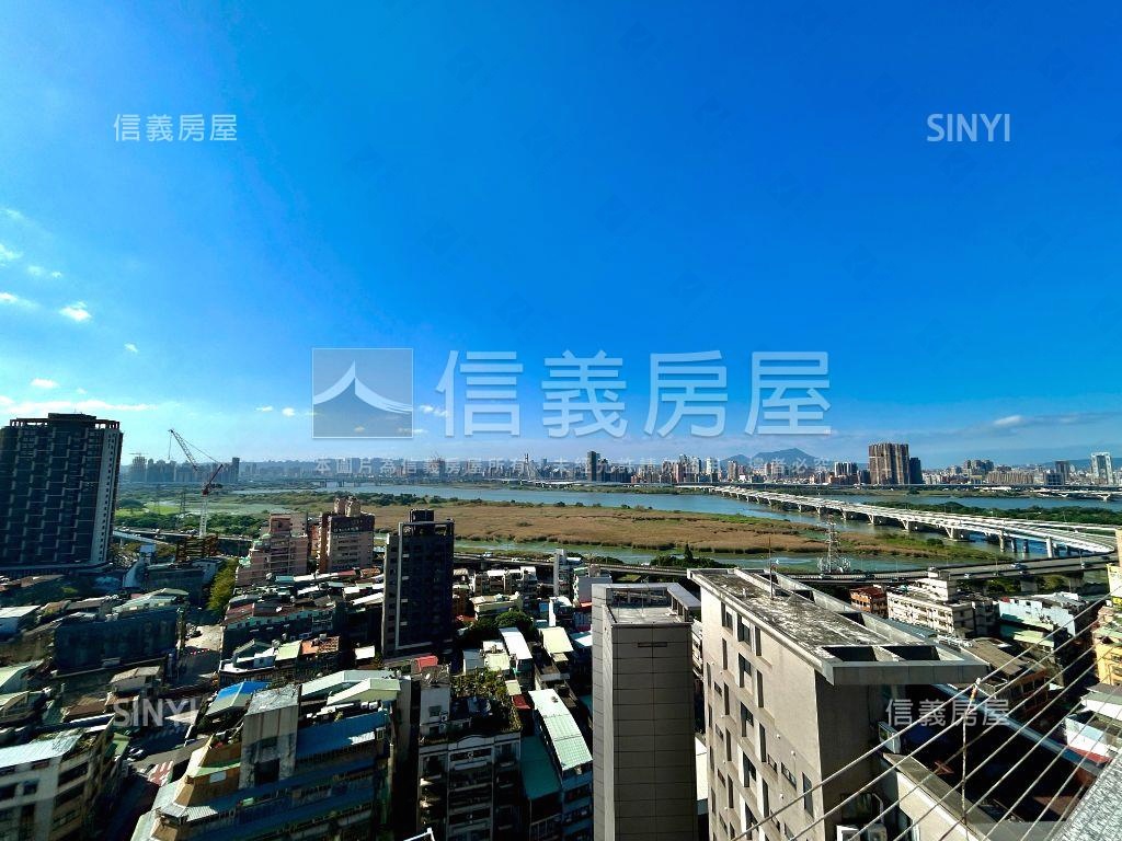 新碩鼎和－高樓露臺豪景戶房屋室內格局與周邊環境