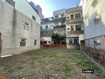 新化太平街方正土地
