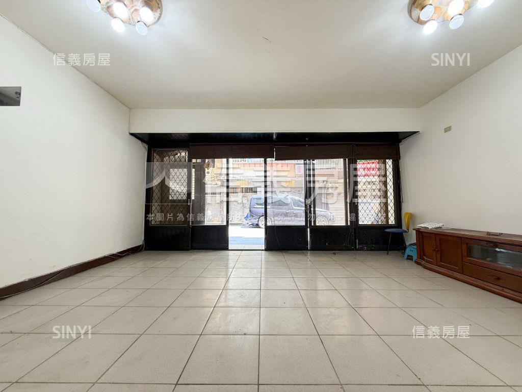 【大面寬近捷運全聯】一樓房屋室內格局與周邊環境