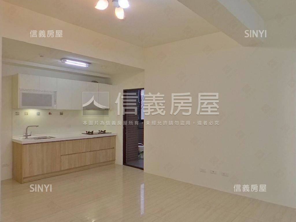 八擴雲鼎大空間４房雙車位房屋室內格局與周邊環境