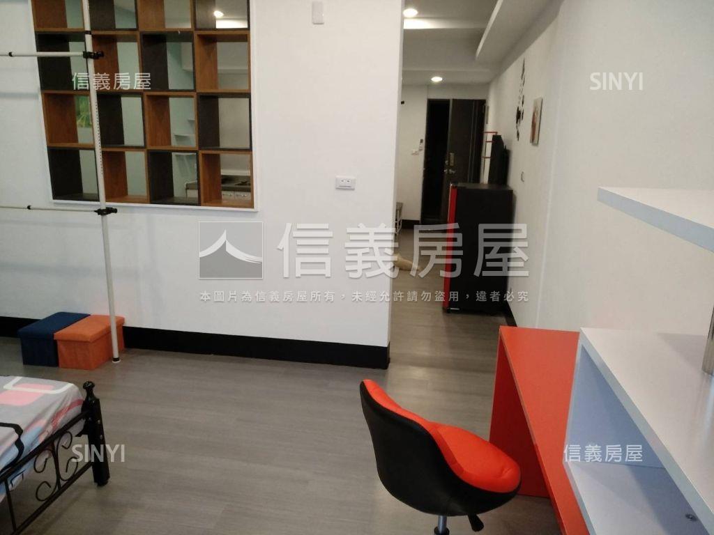 近機捷１２米路收租透套房屋室內格局與周邊環境