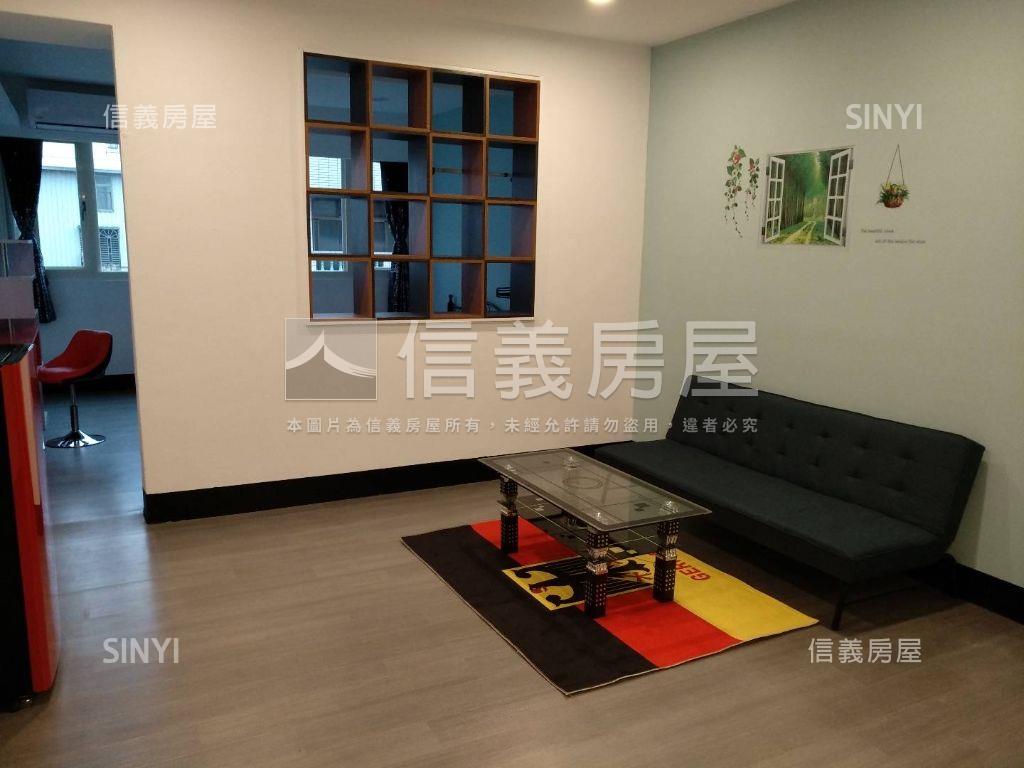 近機捷１２米路收租透套房屋室內格局與周邊環境
