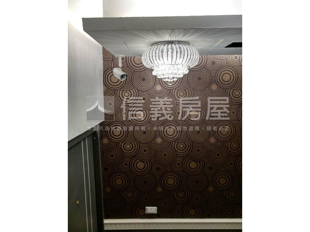 近機捷１２米路收租透套房屋室內格局與周邊環境