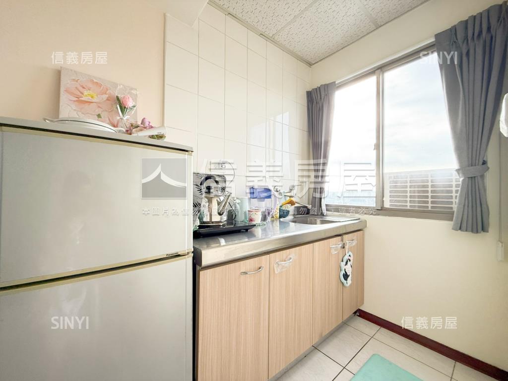 西區高樓視野裝潢套房房屋室內格局與周邊環境