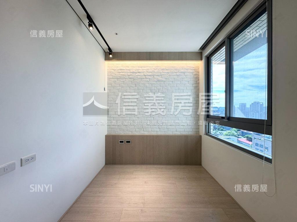 近捷運高樓兩房車位房屋室內格局與周邊環境