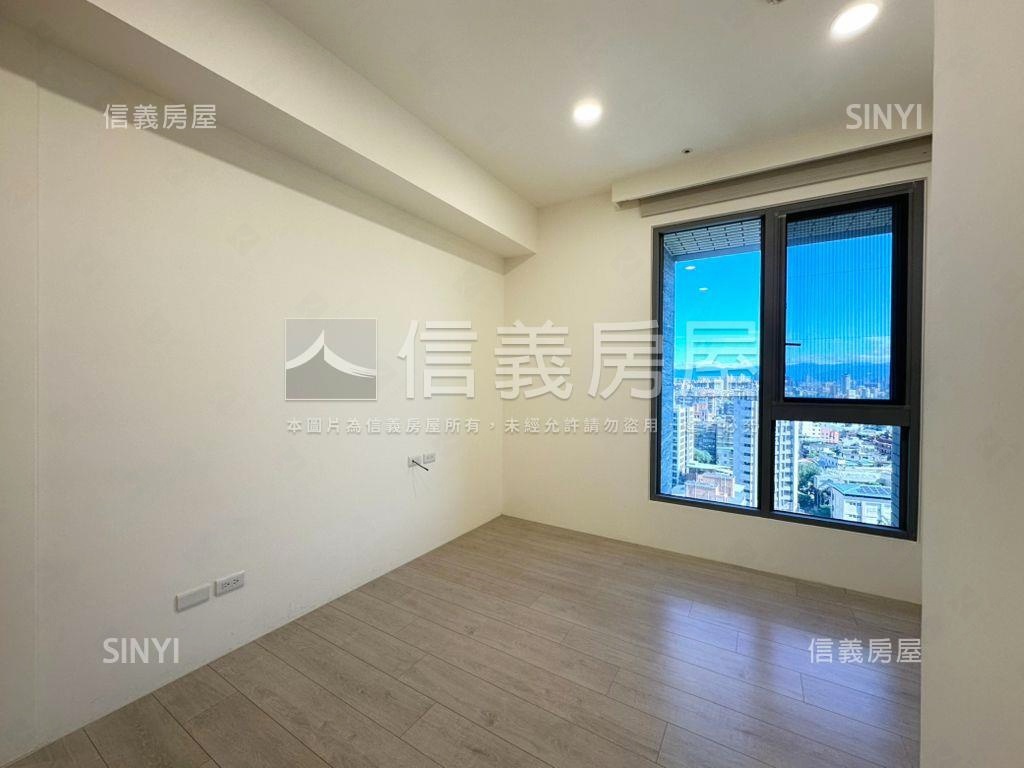 近捷運高樓兩房車位房屋室內格局與周邊環境