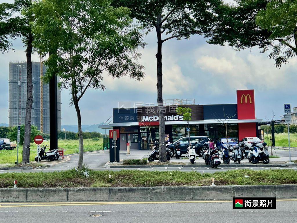 換約倒數林鼎樸御三房雙車房屋室內格局與周邊環境
