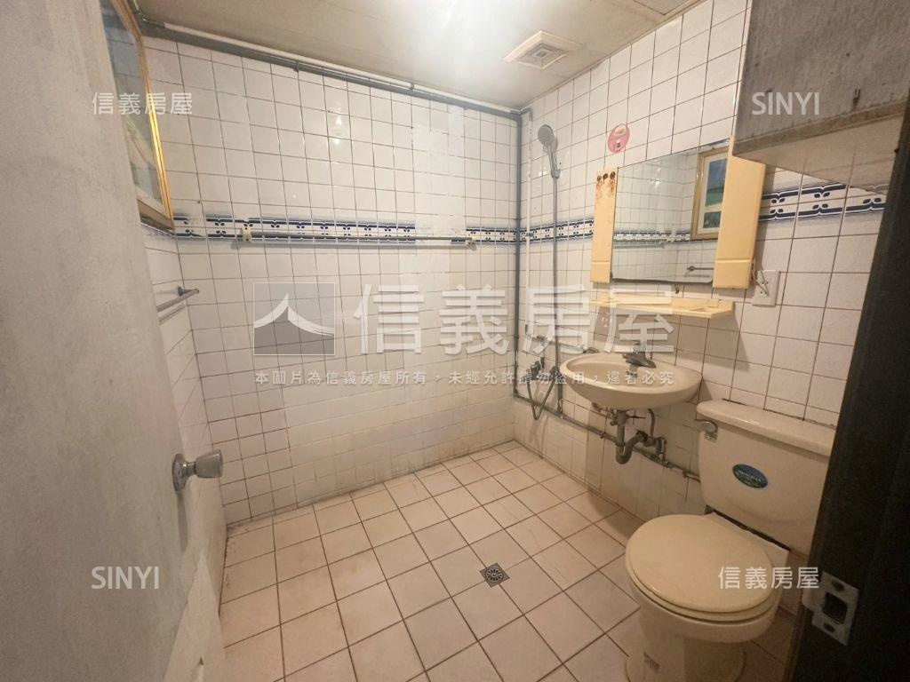 信義區看１０１公寓房屋室內格局與周邊環境