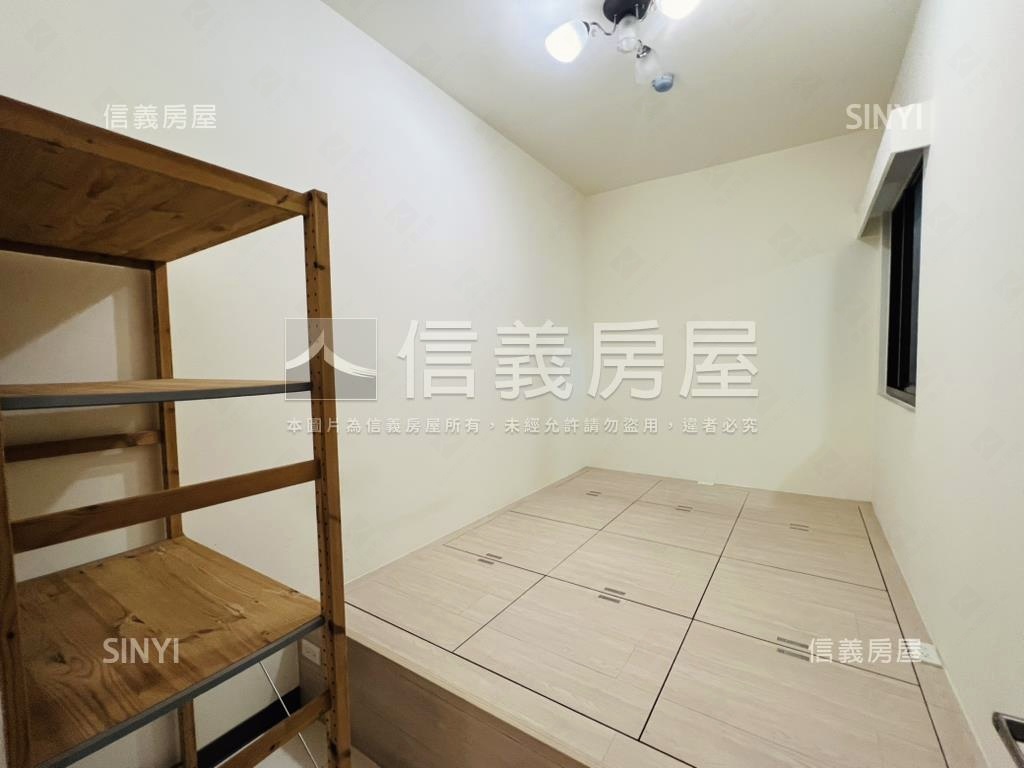 輝煌騰達兩房車位房屋室內格局與周邊環境