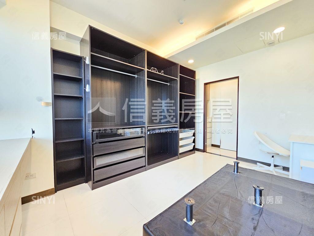 輝煌騰達兩房車位房屋室內格局與周邊環境