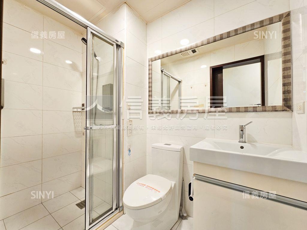 輝煌騰達兩房車位房屋室內格局與周邊環境