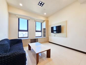 輝煌騰達兩房車位