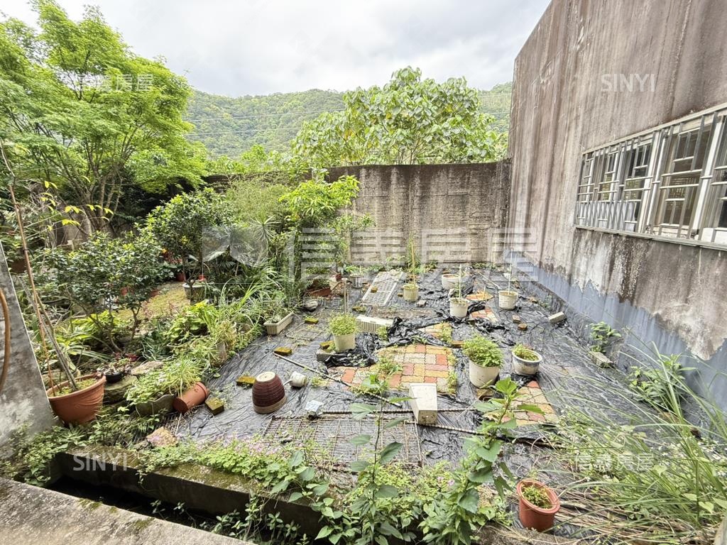 烏石港衝浪度假透天房屋室內格局與周邊環境