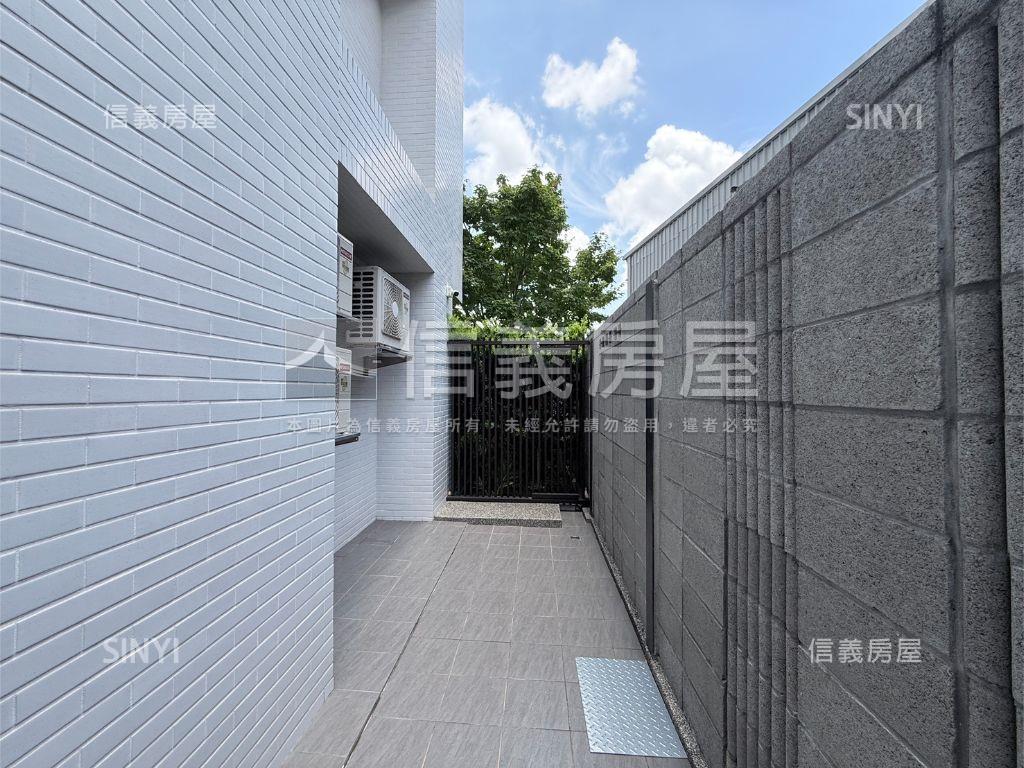 久樘花園童畫兩房平車房屋室內格局與周邊環境