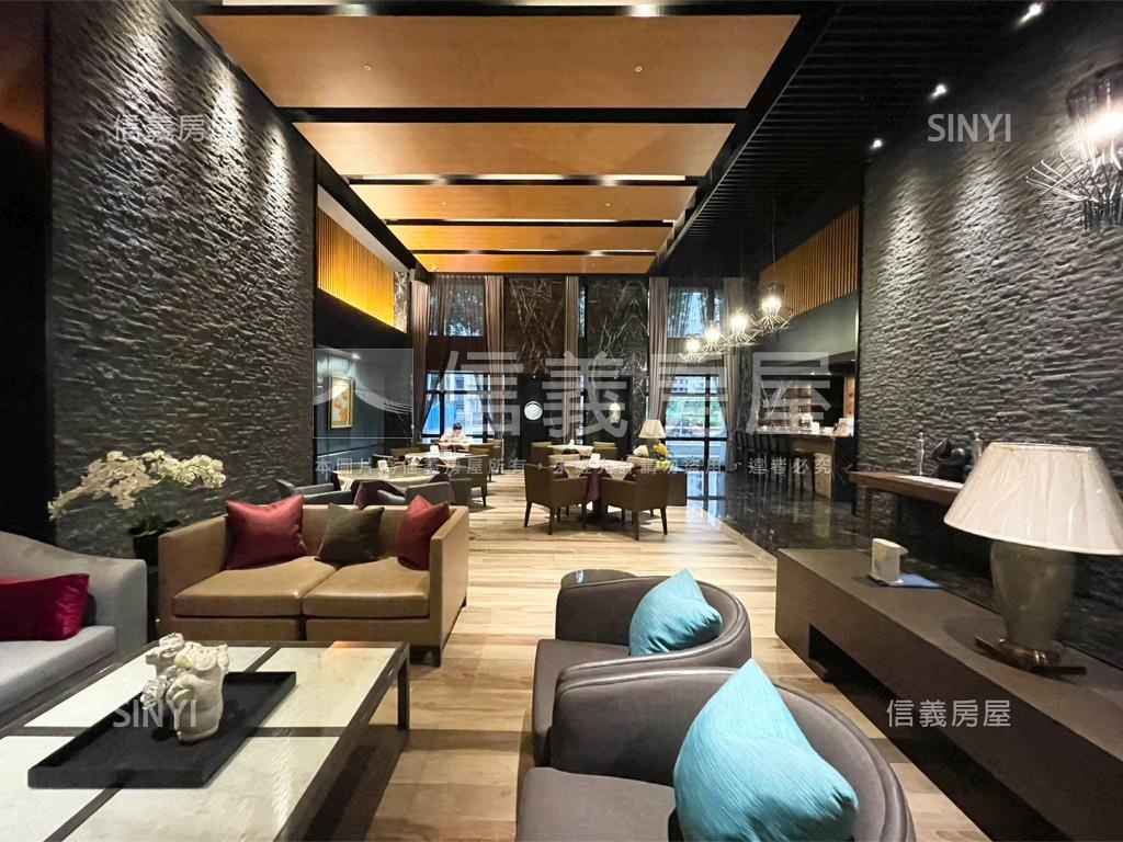 稀有廣天廈精美四房車位房屋室內格局與周邊環境