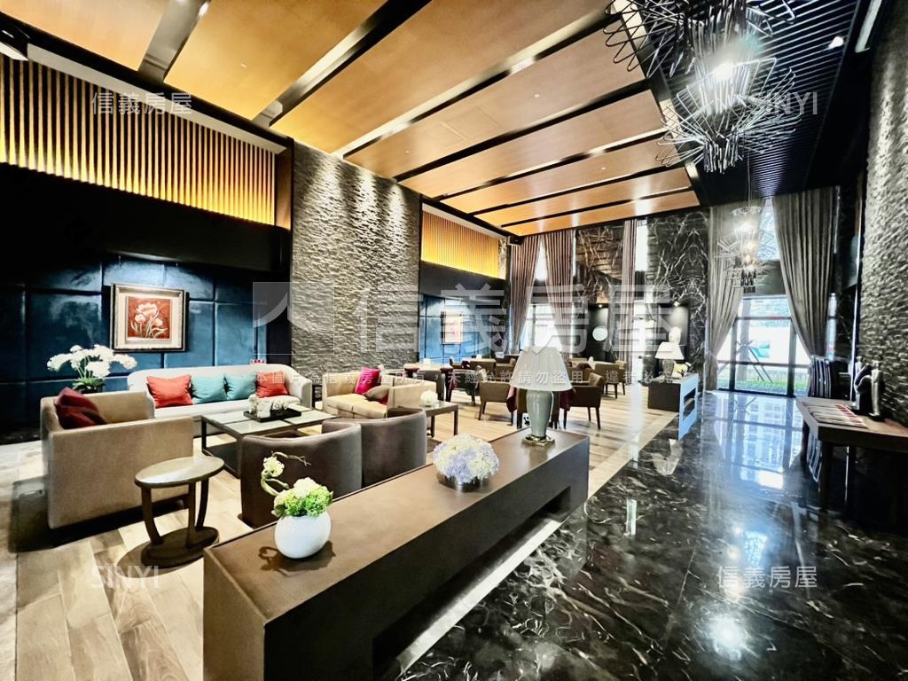 新莊名宅廣天廈四房平面車房屋室內格局與周邊環境