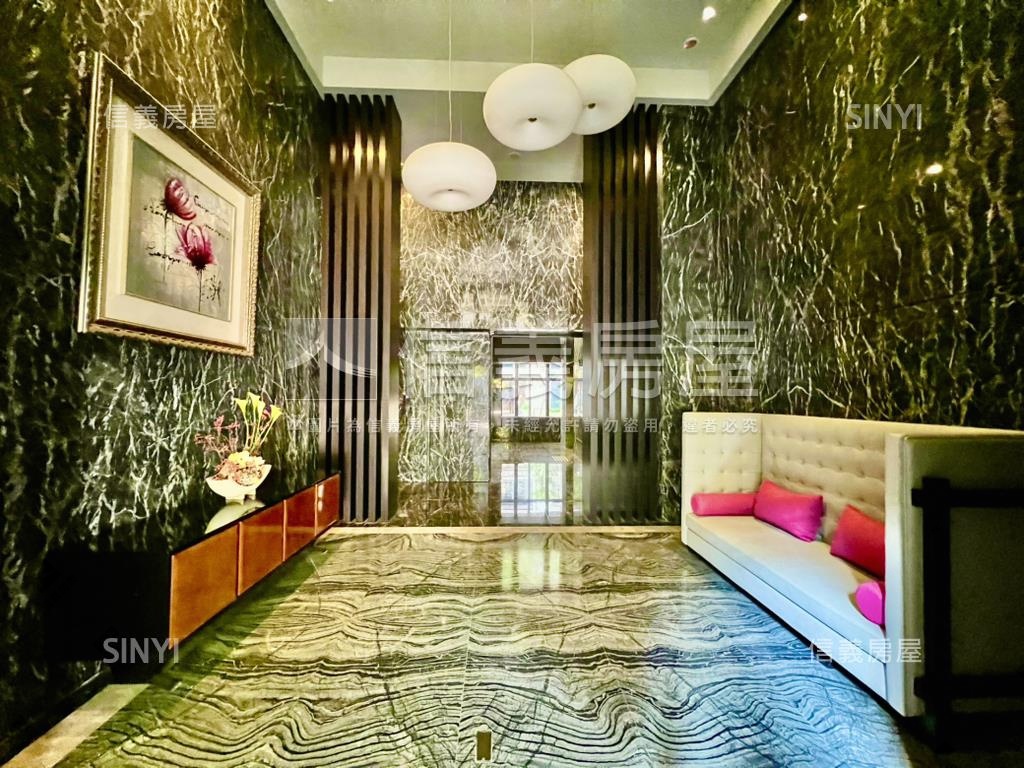 新莊名宅廣天廈四房平面車房屋室內格局與周邊環境