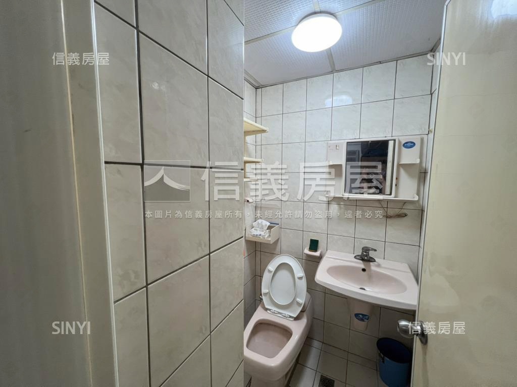 黃金城低總價三房房屋室內格局與周邊環境